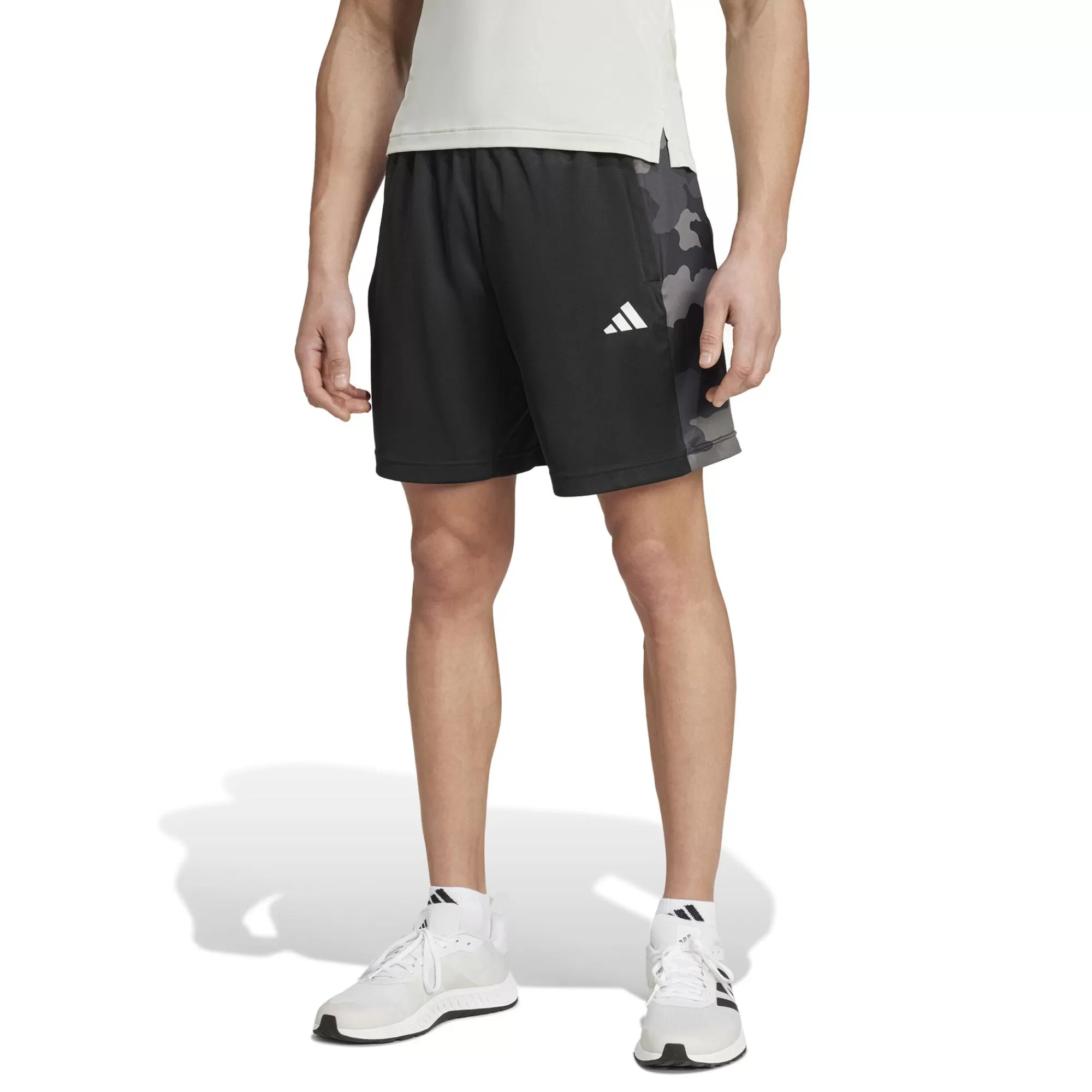 Camo Shorts Men - Black, Grey>adidas New