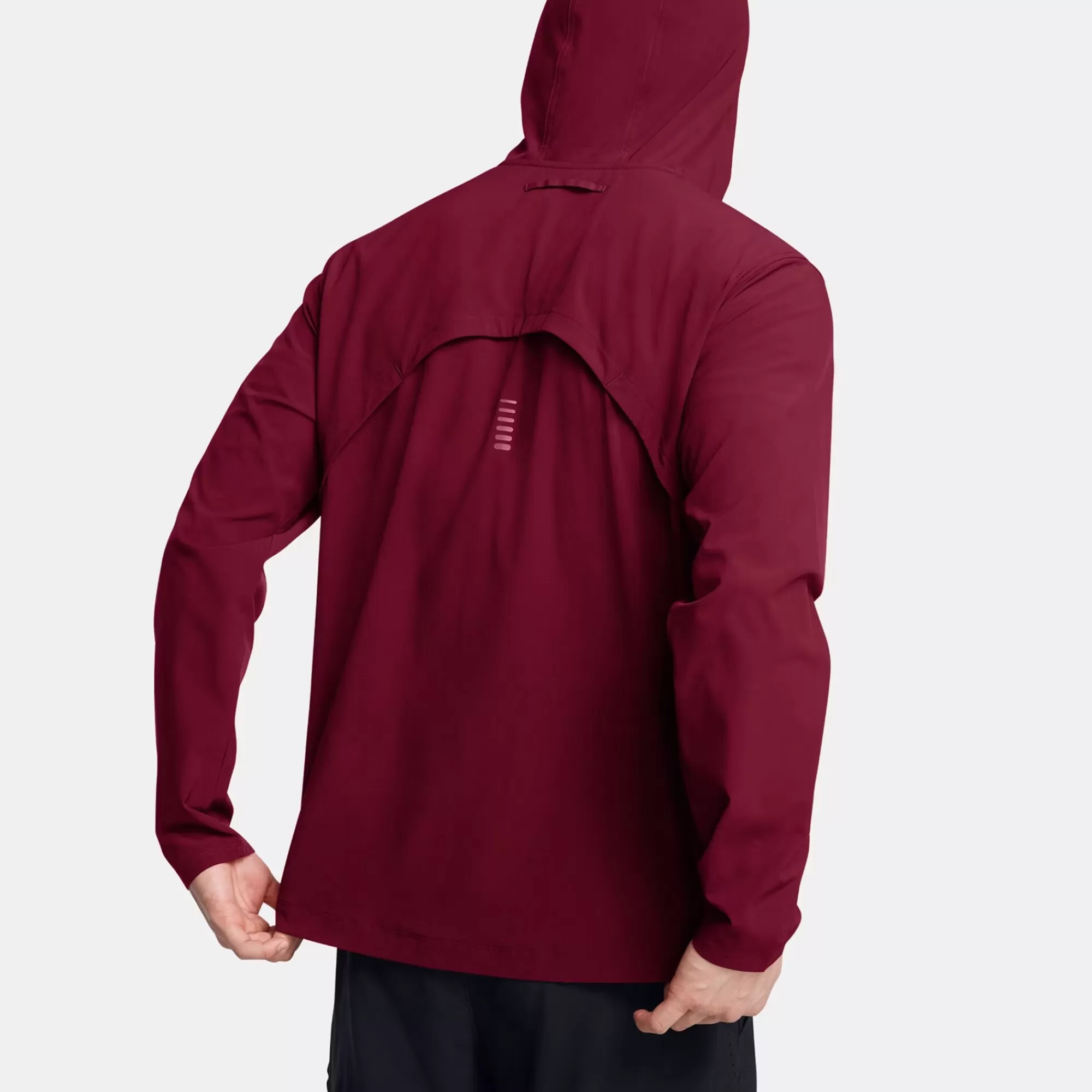 Outrun The Storm Running Jacket Men - Dark Red, Black>Under Armour Flash Sale